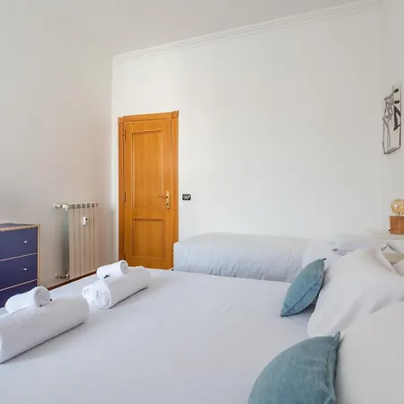 Modern 2bdr Vibrant Prati Neighborhood