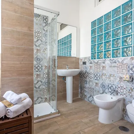 Modern 2bdr Vibrant Prati Neighborhood * Rome