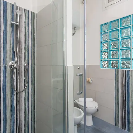 Modern 2bdr Vibrant Prati Neighborhood